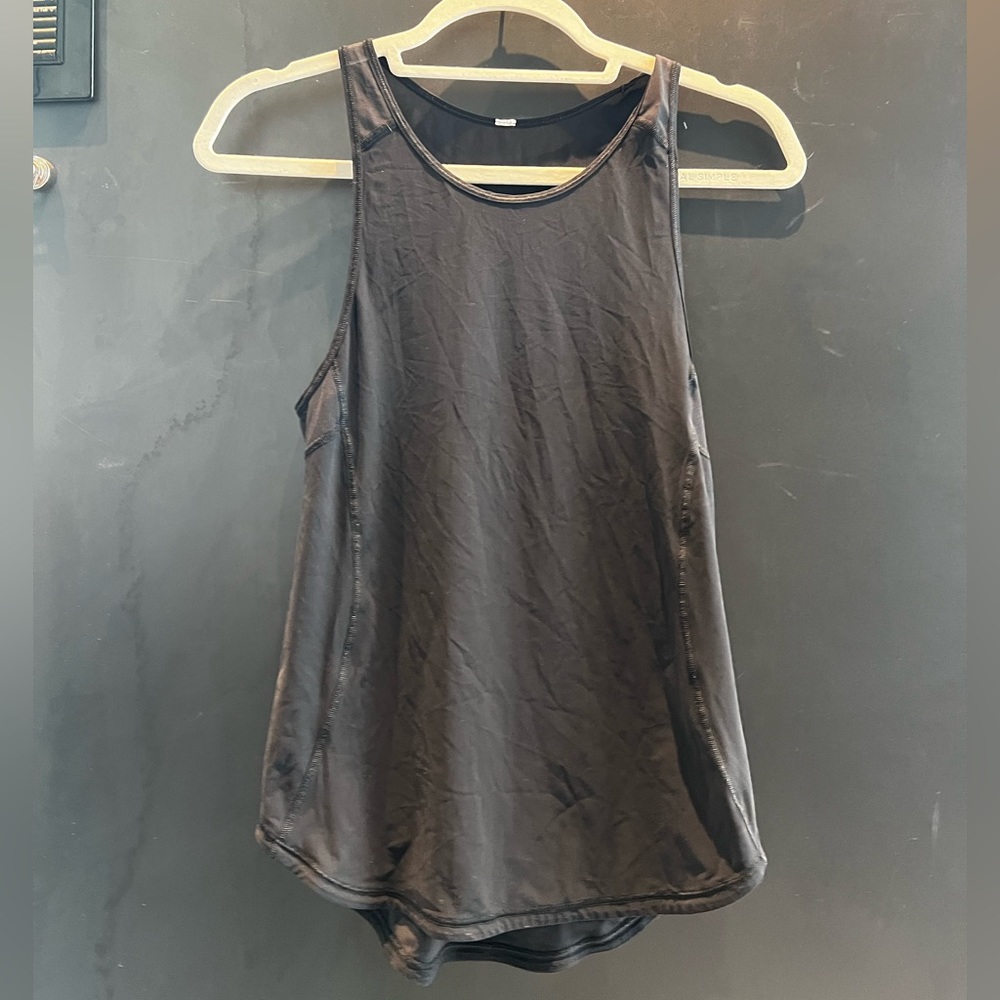 Black Lululemon mesh tank